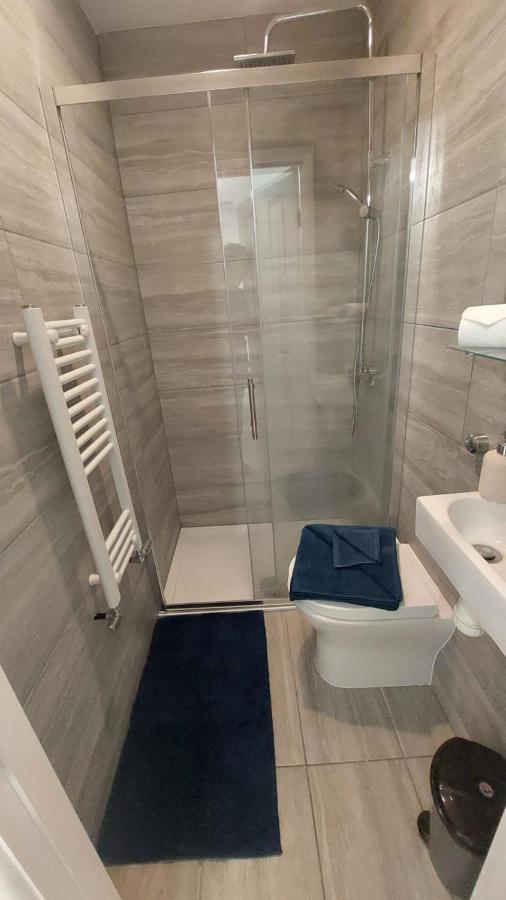 Double En-Suite Room Available In 3 Bed Apt Londen Buitenkant foto